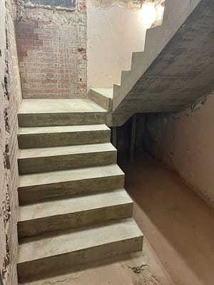 15 u-shape concrete staircase in oxford