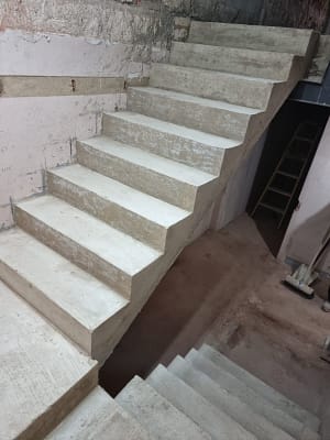 13 u-shape concrete staircase in oxford